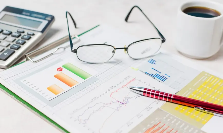 Foreign Exchange, Money Markets and Derivatives