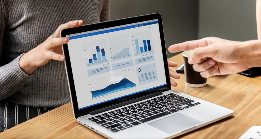 Microsoft Power BI: Data Analysis & AI Dashboards