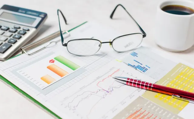 Economics for Business Professionals
